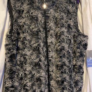 J. M. Collection Faux Fur Vest Size XL LAST CALL